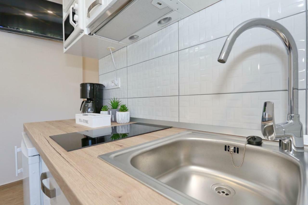 Two New Apartments By The Town Center Zadar Bagian luar foto
