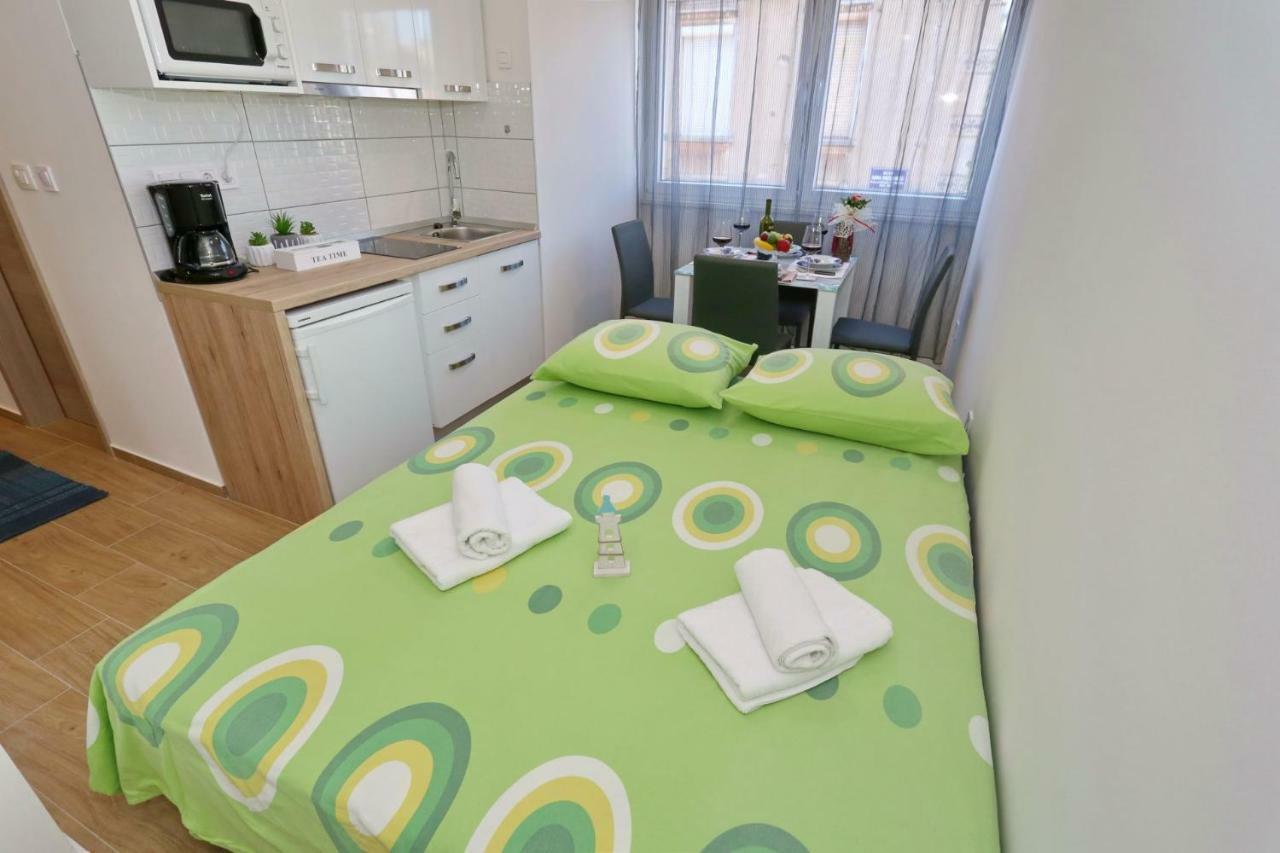 Two New Apartments By The Town Center Zadar Bagian luar foto