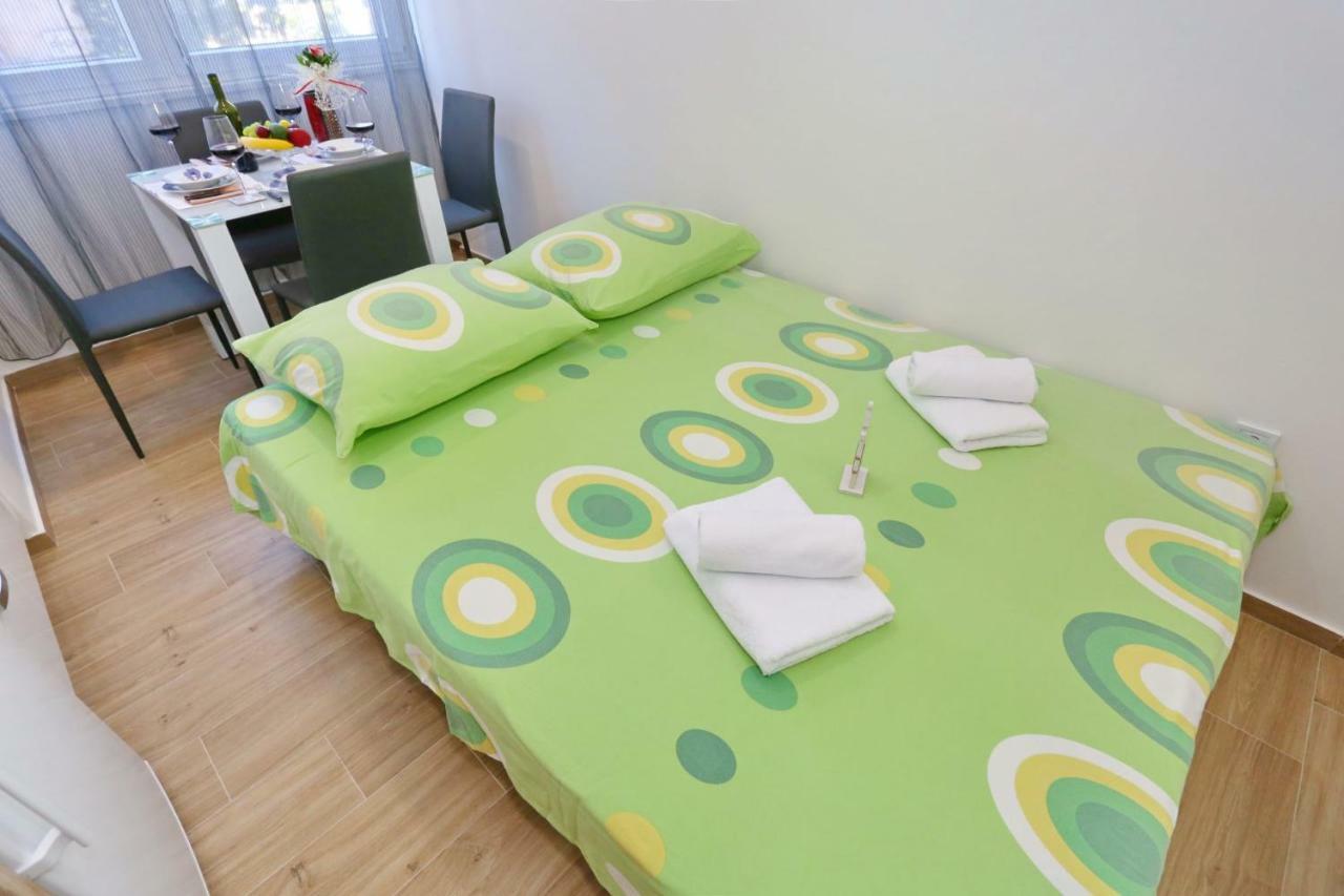 Two New Apartments By The Town Center Zadar Bagian luar foto